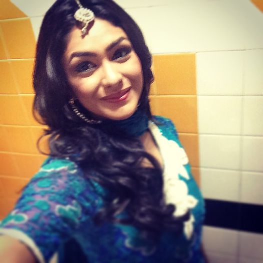  - Bulbul - Mrunal Thakur