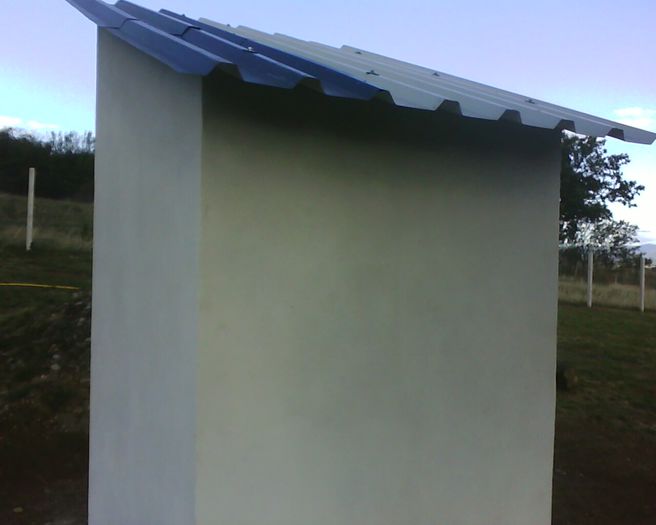IMG0620A - Prima constructie la livada WC