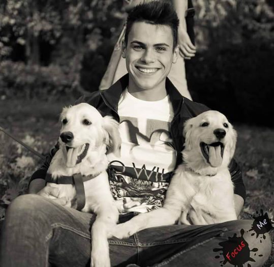 11998641_902322459861264_1511803876_n