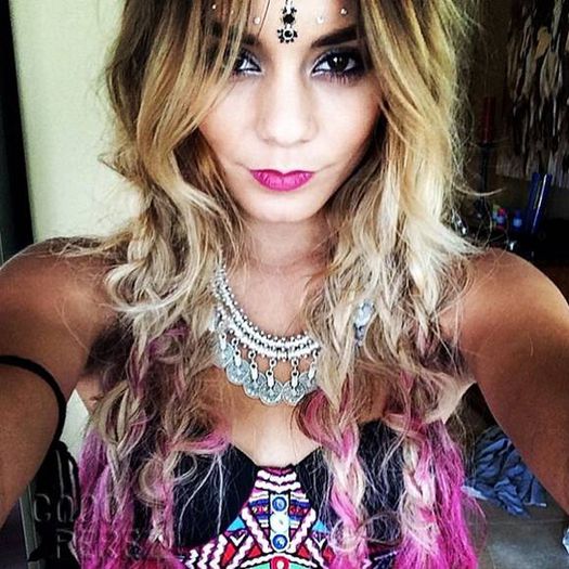 vanessa-hudgens-coachella-2014-instagram-8__oPt