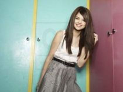 10165091_TQRWXTPVT - toate pozele mele cu selena gomez