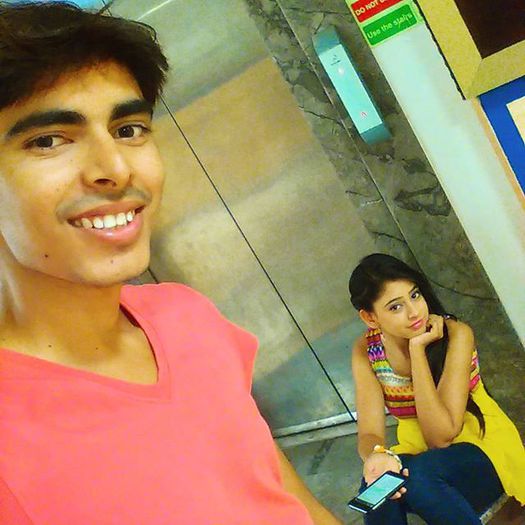 8 - Niti Taylor