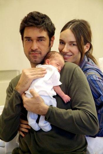 Burak_Hakki_1253040255 - de pe buze la inima