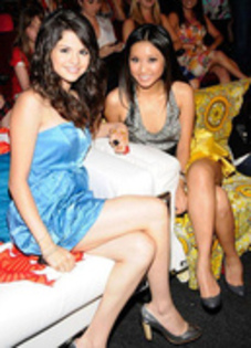 10393103_SZPFWTLBX - toate pozele mele cu selena gomez