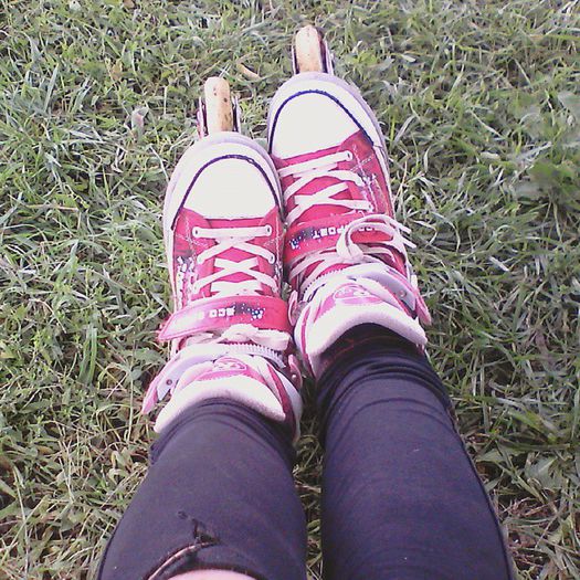 Role -  *poza by je * Nu e zi in care sa nu ma plimb cel putin 30 de minute cu ele ... *continued*; Ma relaxeaza , ajuta la slabit , sunt perfecte :)))

