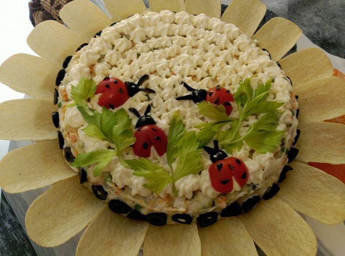 11041105_564567377025190_7363849297330167527_n - Idei de aranjare a platourilor pentru  mese festive si ocazii speciale