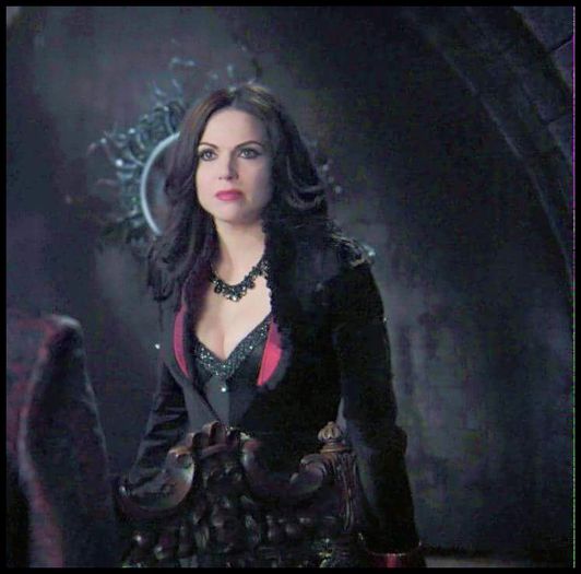  - reginaMILLS - witch