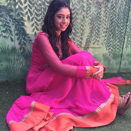 1 - Niti Taylor