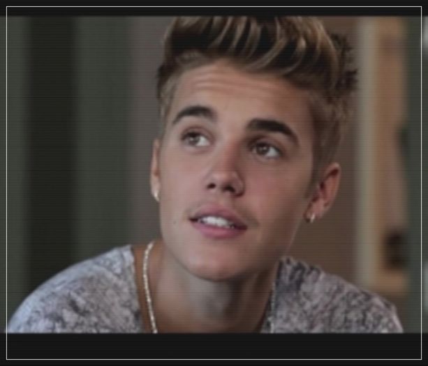 Iti promit [ o pupa pe frunte] Acum, hai acasa.. e tarziu