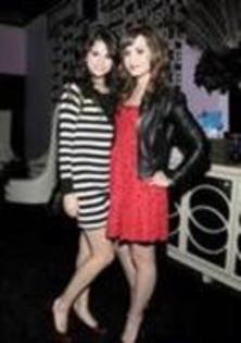 selena si demi - toate pozele mele cu selena gomez