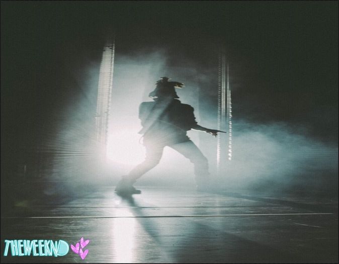 ☪ 17.09.2015 │ day 046 ϟ 2 cuvinte pentru mine valorează mai mult ca orice. De multe ori le spunem; unor persoane pe care nu le iubim cu adevărat...ci ne sunt apropiate și ținem  la ele. Dragostea mea nu se împarte decât la 3 persoane ultra importante  - eu te iubesc și sunt și îndrăgostită de tine.
