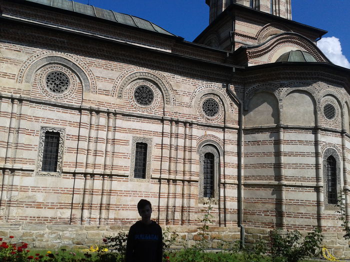 2015-08-24 11.17.35 - Manastirea Cozia