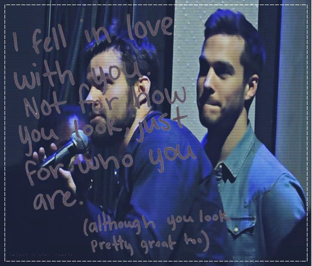 * face vraja invizibilitatii, dar nu le spune si se duce cu matura in spatele teroristilor *