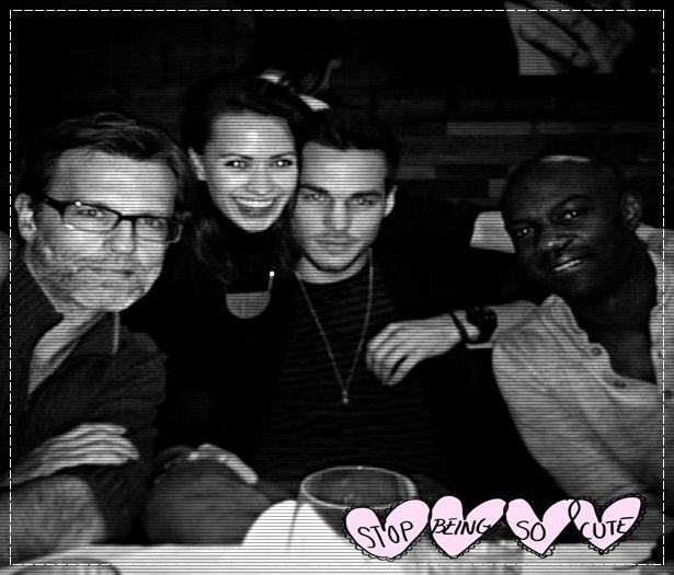 E confidential deocamdata. * i face cu ochiul *#elena ; Invata sa fi.=))#alaric - here - episode 48 - done