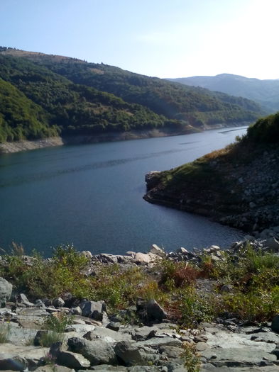 27.Picture 166; Lacul Poiana Mărului.
