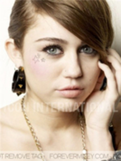  - Photoshot Miley 3