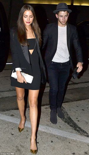 237E9AAE00000578-0-image-7_1416934414496 - olivia culpo