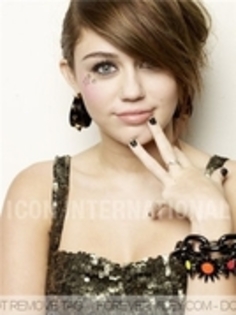  - Photoshot Miley 3