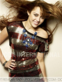  - Photoshot Miley 5