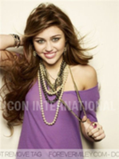  - Photoshot Miley 8