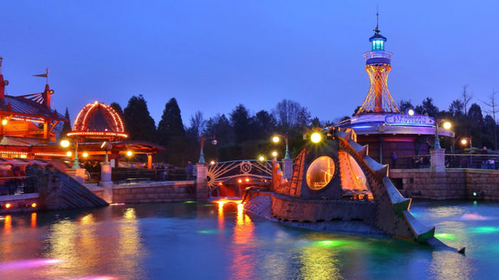 les-mysteres-du-nautilus(poza net) - Disneyland Paris
