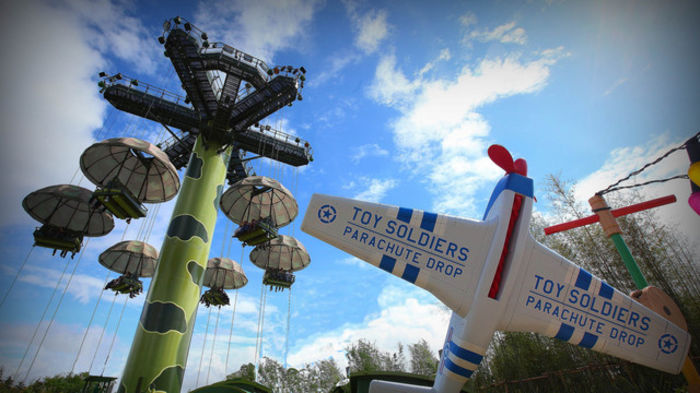 toy-soldiers-parachute(poza net)