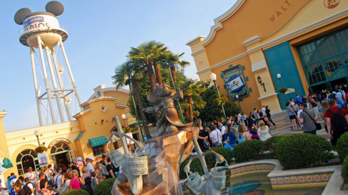 disney-studio1(poza net)