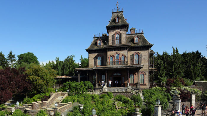 phantom-manor(poza net)