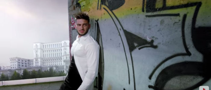 bandicam 2015-10-03 18-32-07-876