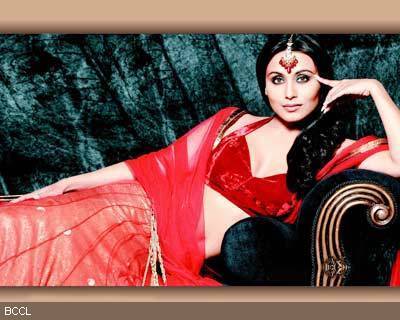 ZAHHCZTHRHYYFKJHXDR - Rani Mukherjee