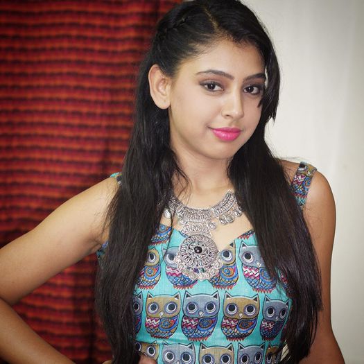 1391393_144460725909062_2074156640_n(1) - Niti Taylor