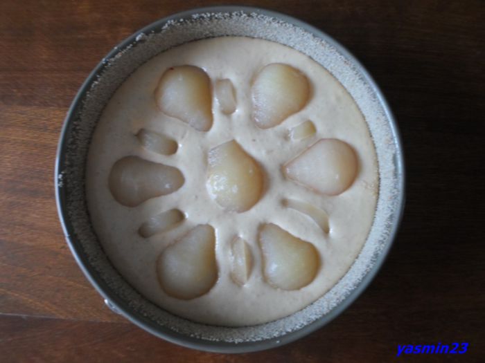 tort cu pere `scufundate inainte