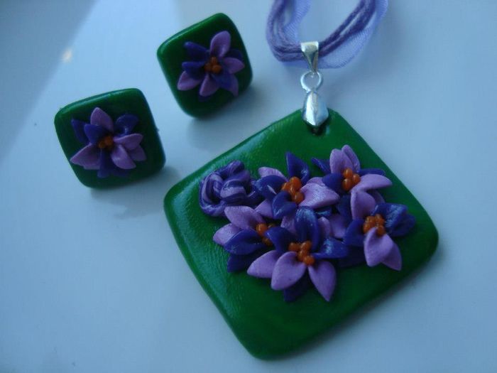 305033_409882632404511_707209395_n