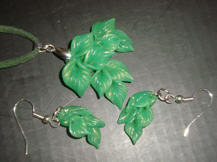 479991_501195533273220_1870775639_n - seturi