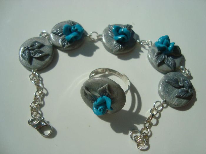 561542_410768535649254_1985856674_n - Trandafiri