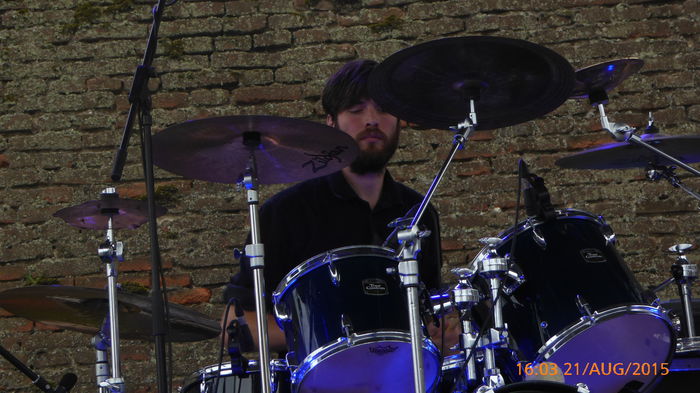 P1010083
