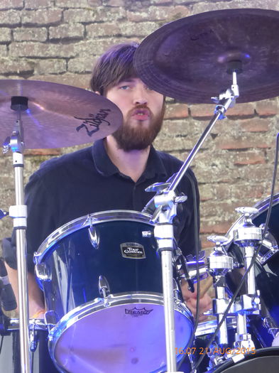 P1010104