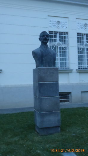 P1010206