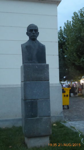 P1010210
