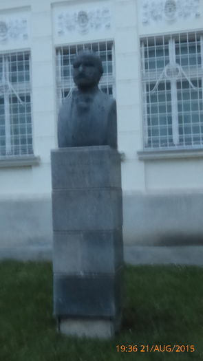 P1010211