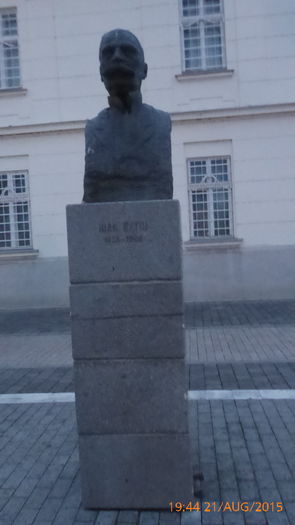 P1010230
