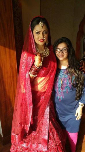 CSLdF2vWEAAUhoX - Drashti Dhami-DD