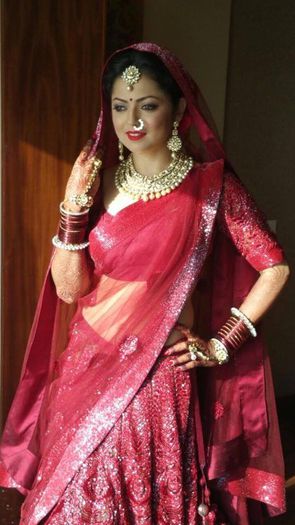 CSLdGKWXAAEIhTL - Drashti Dhami-DD