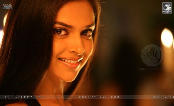 31351-deepika-padukone-looking-marvellous