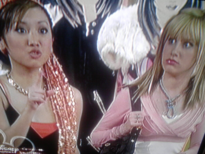P030210_14.36_[02] - The Suite life of Zack and Cody