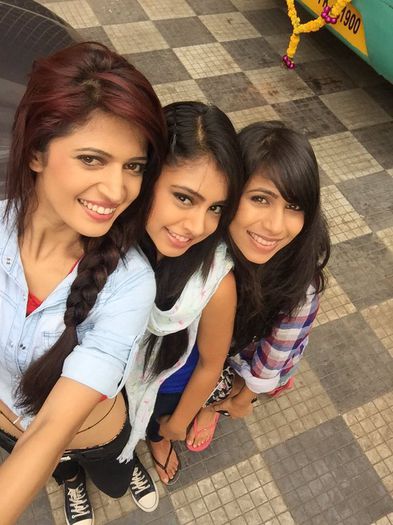 CSTeKe1WoAEZDic - KY2 Season 2
