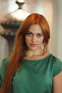 meryem-uzerli - MERYEM UZERLI