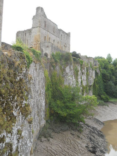 CALIN 095 - Tintern Abbey and Chepstow Castle