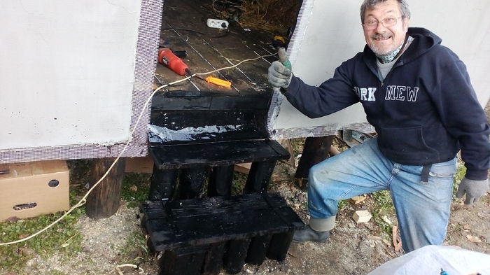 Am facut si treptele, rustic, lemn