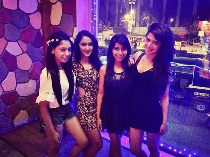 12227547_707510456015848_87847265773029096_n - KY2 Season 2
